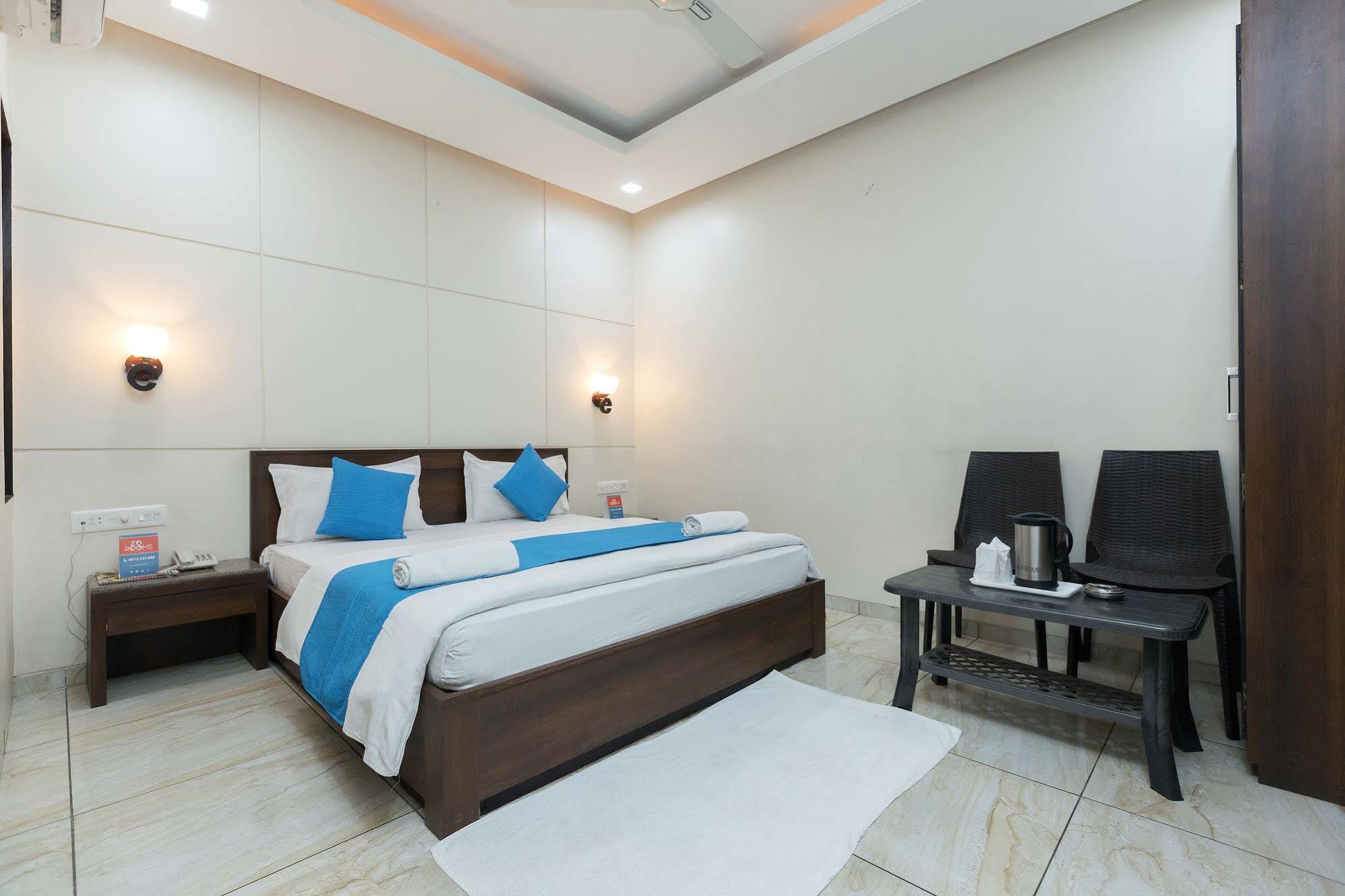 Hotel Sunday Inn Jaipur Extérieur photo