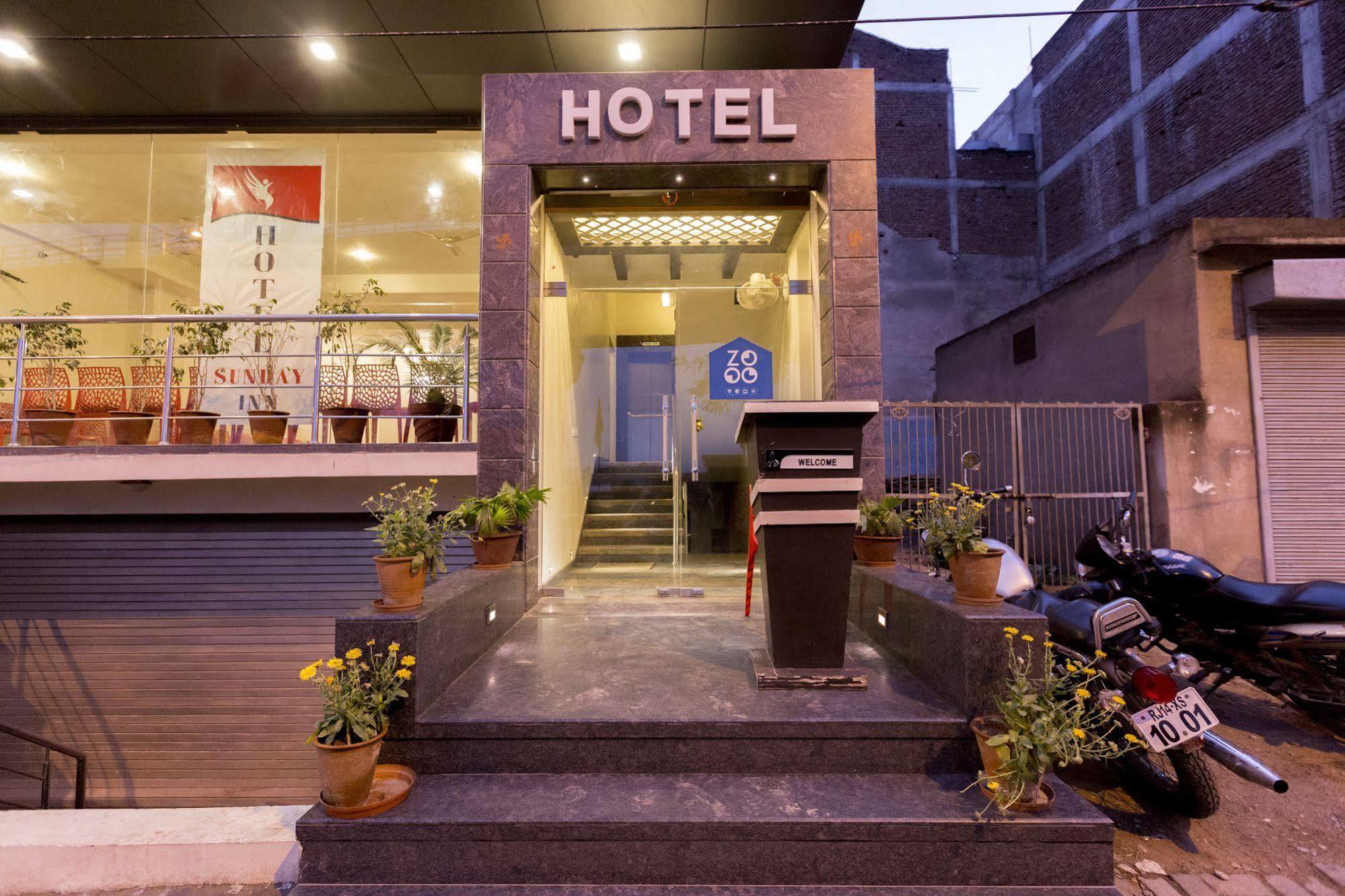 Hotel Sunday Inn Jaipur Extérieur photo