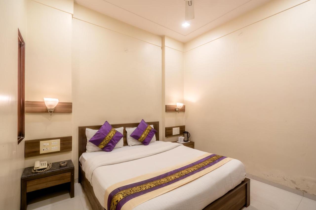Hotel Sunday Inn Jaipur Extérieur photo