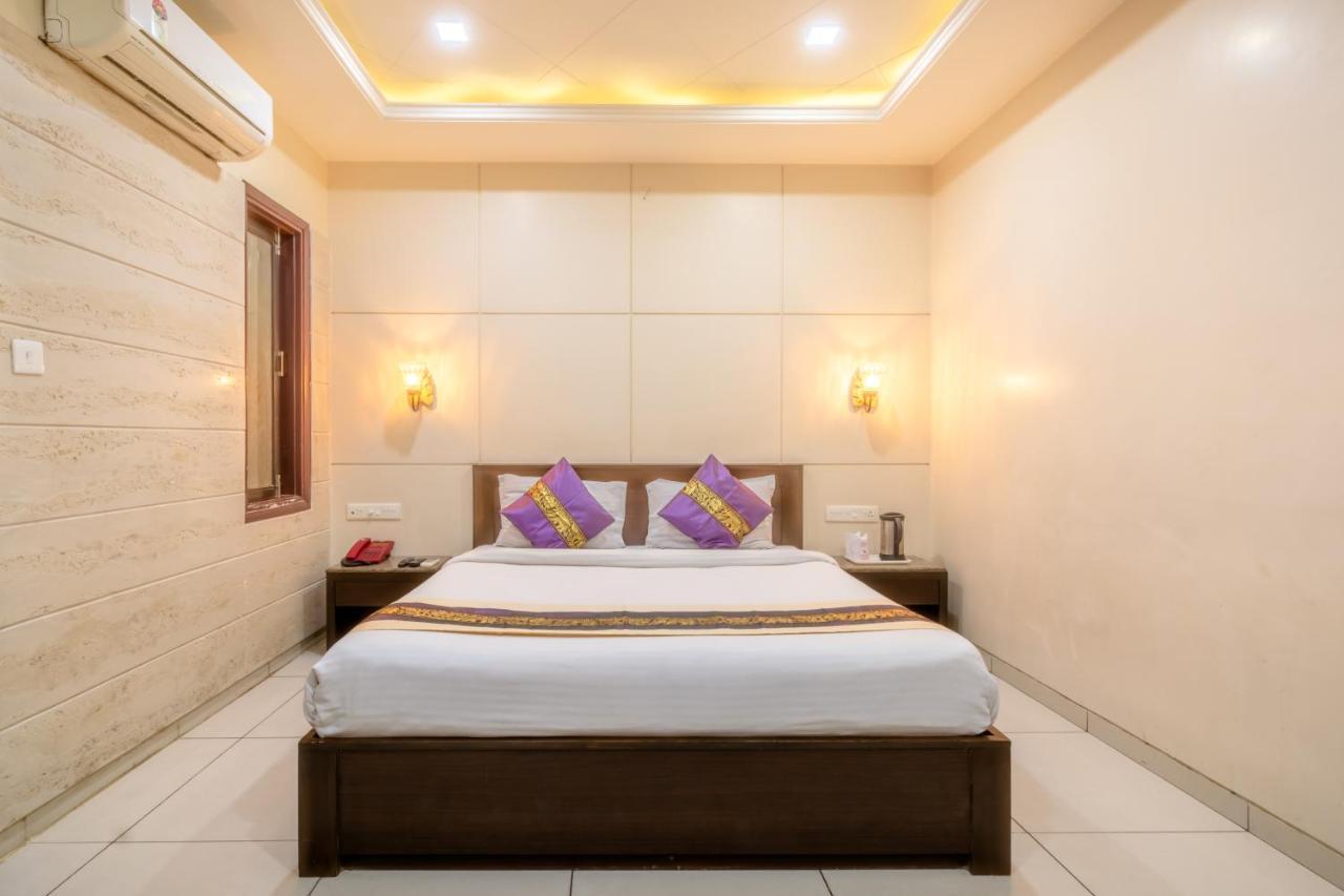 Hotel Sunday Inn Jaipur Extérieur photo