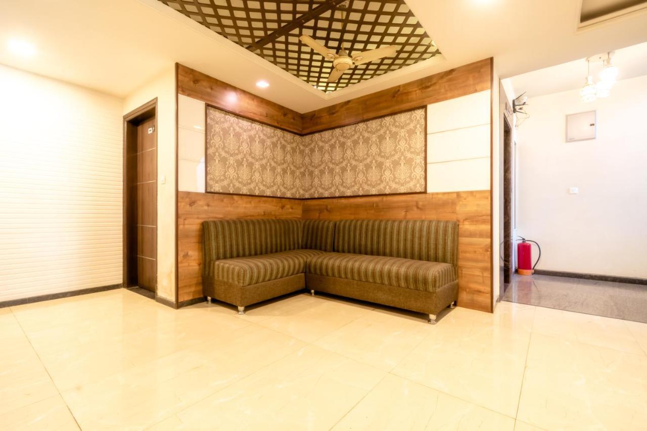 Hotel Sunday Inn Jaipur Extérieur photo