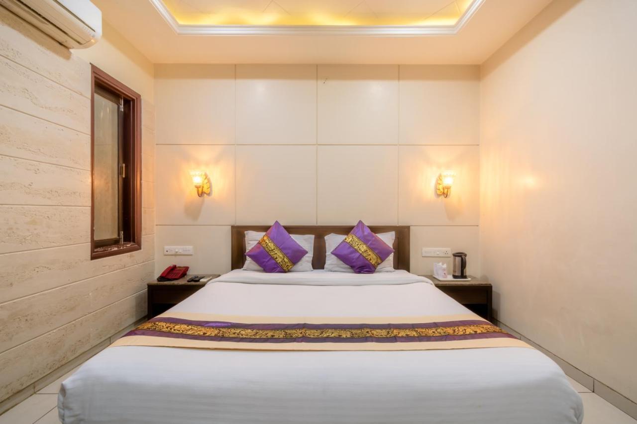 Hotel Sunday Inn Jaipur Extérieur photo