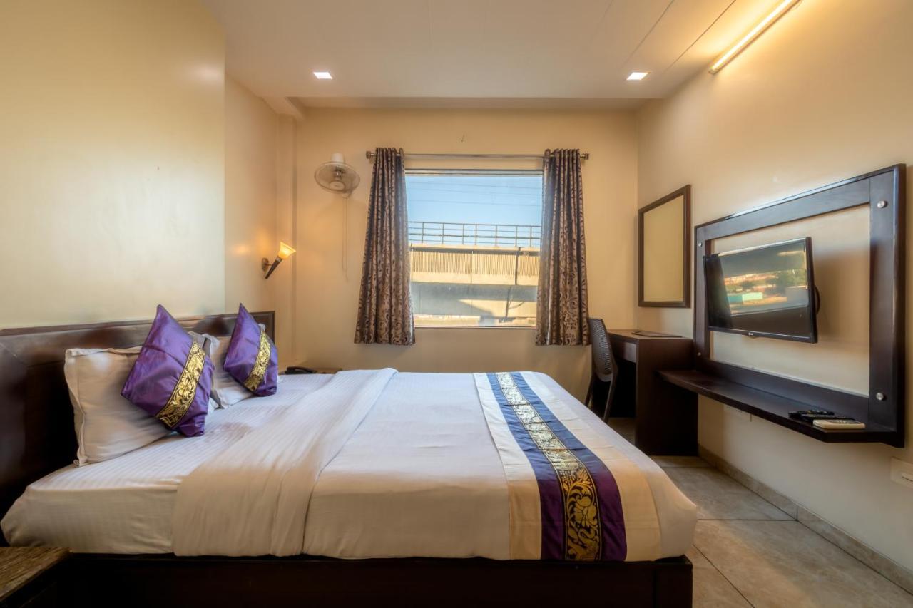Hotel Sunday Inn Jaipur Extérieur photo